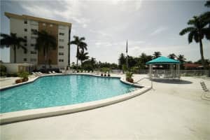 3050 NE 16th Ave, Oakland Park, FL 33334, Sold 10/13/17