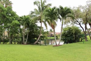 468 Lakeside Cir, Sunrise, FL 33326, Sold 01/16/18