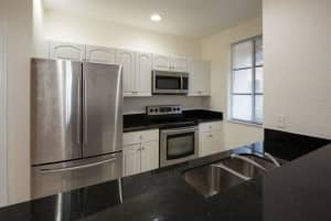 6062 SW 19th St, North Lauderdale, FL 33068, Sold 12/08/17