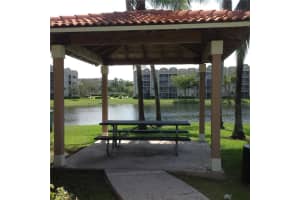 7891 Catalina Cir, Tamarac, FL 33321, Sold 12/06/17