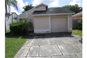 941 SW 108th Ave, Pembroke Pines, FL 33025, Sold 10/23/17