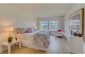 2751 N Palm Aire Dr, Pompano Beach, FL 33069, Sold 11/01/17