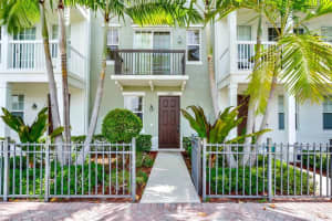 125 SW 2nd Ave, Delray Beach, FL 33444, Sold 06/15/18
