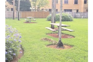 9420 NW 39th St, Sunrise, FL 33351, Sold 05/01/18