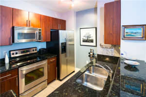 2401 NE 65th St, Fort Lauderdale, FL 33308, Sold 12/28/17