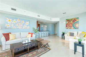 315 NE 3rd Ave, Fort Lauderdale, FL 33301, Sold 12/15/17