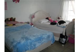 475 SE 8th St, Deerfield Beach, FL 33441, Sold 11/03/17