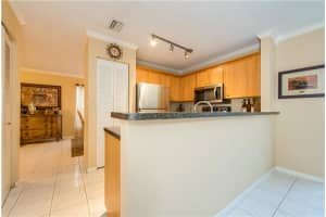 4301 SW 72nd Way, Davie, FL 33314, Sold 12/08/17