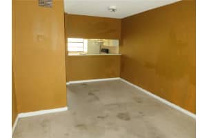 4139 Lakeside Dr, Tamarac, FL 33319, Sold 10/27/17