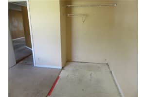 4139 Lakeside Dr, Tamarac, FL 33319, Sold 10/27/17