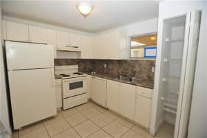 4235 N University Dr, Sunrise, FL 33351, Sold 10/31/17