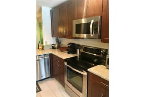 6245 NW 74th Ct, Parkland, FL 33067, Sold 11/15/17