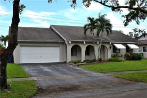 4958 SW 86th Terrace, Cooper City, FL 33328, Sold 11/07/17