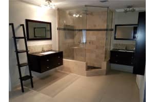 2217 Nova Village Dr, Davie, FL 33317, Sold 11/16/17