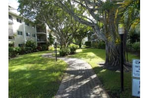 3000 NE 5th Terrace, Wilton Manors, FL 33334, Sold 12/05/17