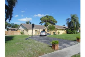 3837 NW 8th St, Delray Beach, FL 33445, Sold 11/30/17