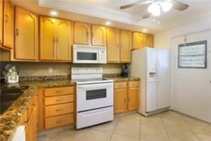 400 NE 14th Ave, Hallandale Beach, FL 33009, Sold 08/30/18