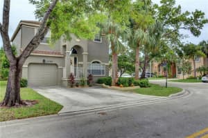 11709 NW 1st Ct, Coral Springs, FL 33071, Sold 11/27/17