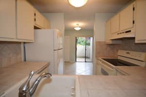 5571 Courtyard Dr, Margate, FL 33063, Sold 11/29/17