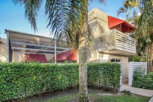 517 NW 98th Ave, Plantation, FL 33324, Sold 12/08/17