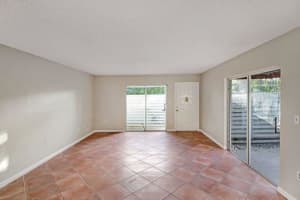 517 NW 98th Ave, Plantation, FL 33324, Sold 12/08/17