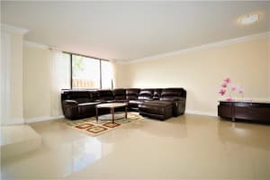 5068 S University Dr, Davie, FL 33328, Sold 12/08/17