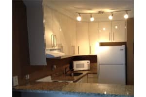 2124 NE 5th Ave, Wilton Manors, FL 33305, Sold 11/15/17