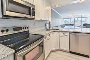 698 NE Spanish River Blvd, Boca Raton, FL 33431, Sold 12/05/17