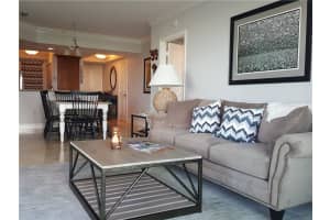 401 SW 4th Ave, Fort Lauderdale, FL 33315, Sold 02/22/18