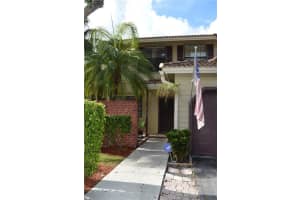 9145 Vineyard Lake Dr, Plantation, FL 33324, Sold 02/05/18