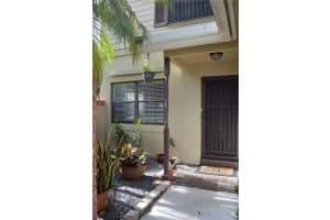 9145 Vineyard Lake Dr, Plantation, FL 33324, Sold 02/05/18