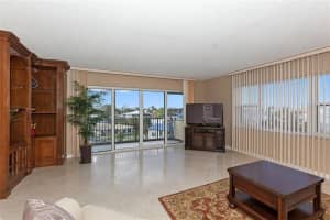 1200 Hibiscus Ave, Pompano Beach, FL 33062, Sold 03/29/19