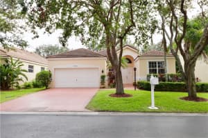 Mayfair at Parkland, 6420 NW 78th Pl, Parkland, FL 33067, Sold 12/01/17