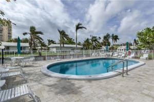 3210 SE 10th St #5e, Pompano Beach, FL 33062, Sold 04/20/18