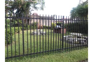 5985 Del Lago Cir, Sunrise, FL 33313, Sold 04/05/18