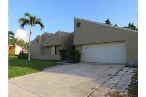 6720 NW 46th Ct, Lauderhill, FL 33319, Sold 12/21/17