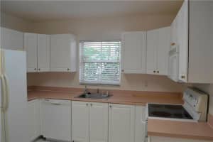 8413 NW 40th Ct, Sunrise, FL 33351, Sold 11/29/17