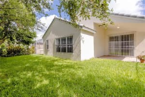 5805 N Plum Bay Pkwy, Tamarac, FL 33321, Sold 12/15/17