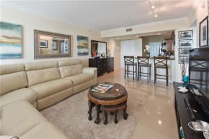 401 SW 4th Ave, Fort Lauderdale, FL 33315, Sold 06/15/18