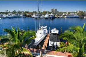815 Middle River Dr APT 305, Fort Lauderdale, FL 33304, Sold 09/05/18