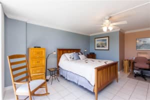 4300 N Ocean Blvd #2f, Fort Lauderdale, FL 33308, Sold 01/26/18