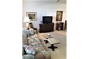 2455 NE 51st St, Fort Lauderdale, FL 33308, Sold 02/02/18