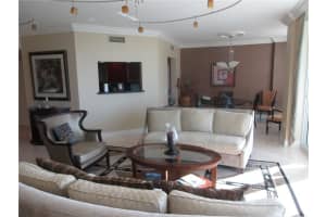 2845 NE 9th St, Fort Lauderdale, FL 33304, Sold 01/30/18