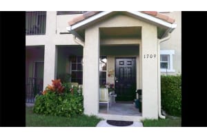 1709 Belmont Ln, North Lauderdale, FL 33068, Sold 01/18/18