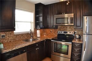 811 W Oakland Park Blvd, Wilton Manors, FL 33311, Sold 12/13/17