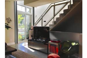 716 SE 12th St, Fort Lauderdale, FL 33316, Sold 01/16/18