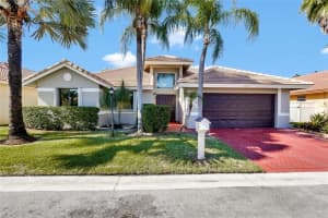 11571 SW 10th St, Pembroke Pines, FL 33025, Sold 03/01/18