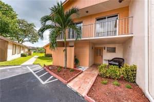 2162 Nova Village Dr, Davie, FL 33317, Sold 01/12/18