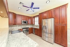 1033 NE 17th Way, Fort Lauderdale, FL 33304, Sold 02/15/18