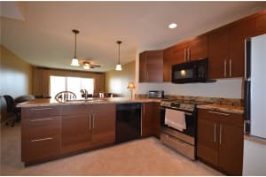 608 NE 2nd St, Dania Beach, FL 33004, Sold 01/31/18